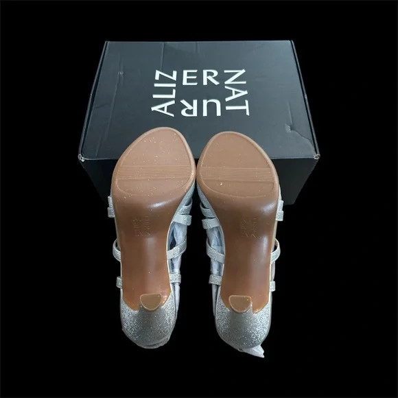 Naturalizer Silver Strappy‎ Sandals - Picture 3 of 4